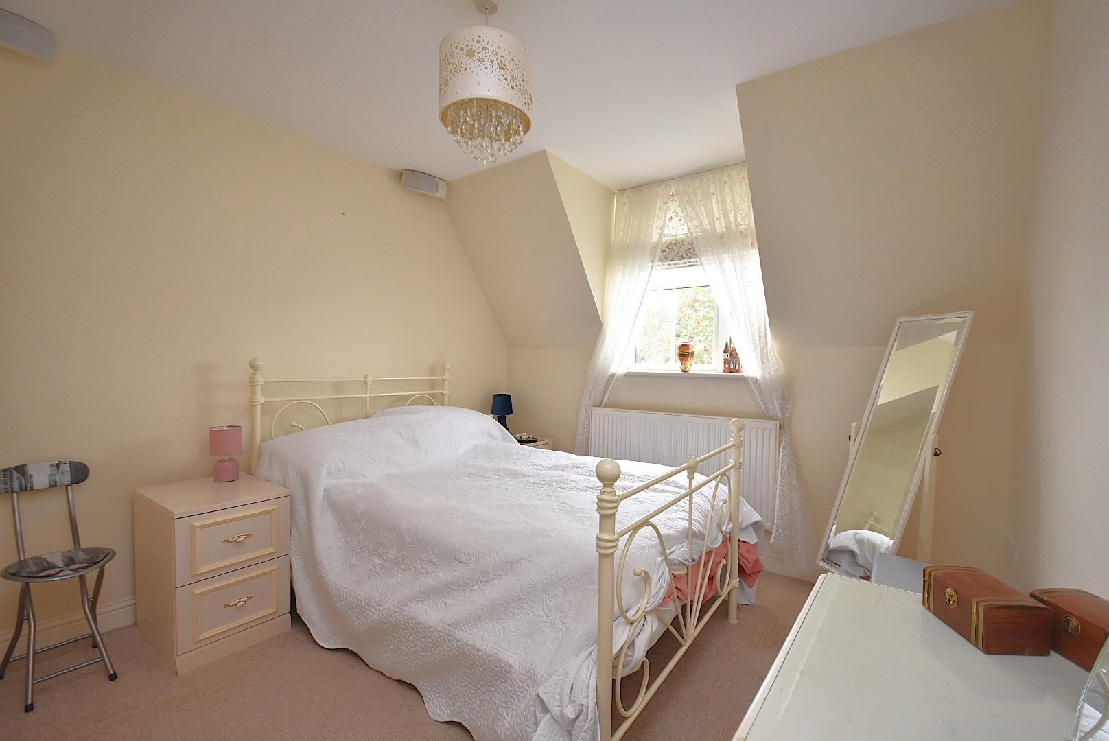 10 Cwrt Newydd, Elm Grove Road, Dinas Powys, CF64 4BD